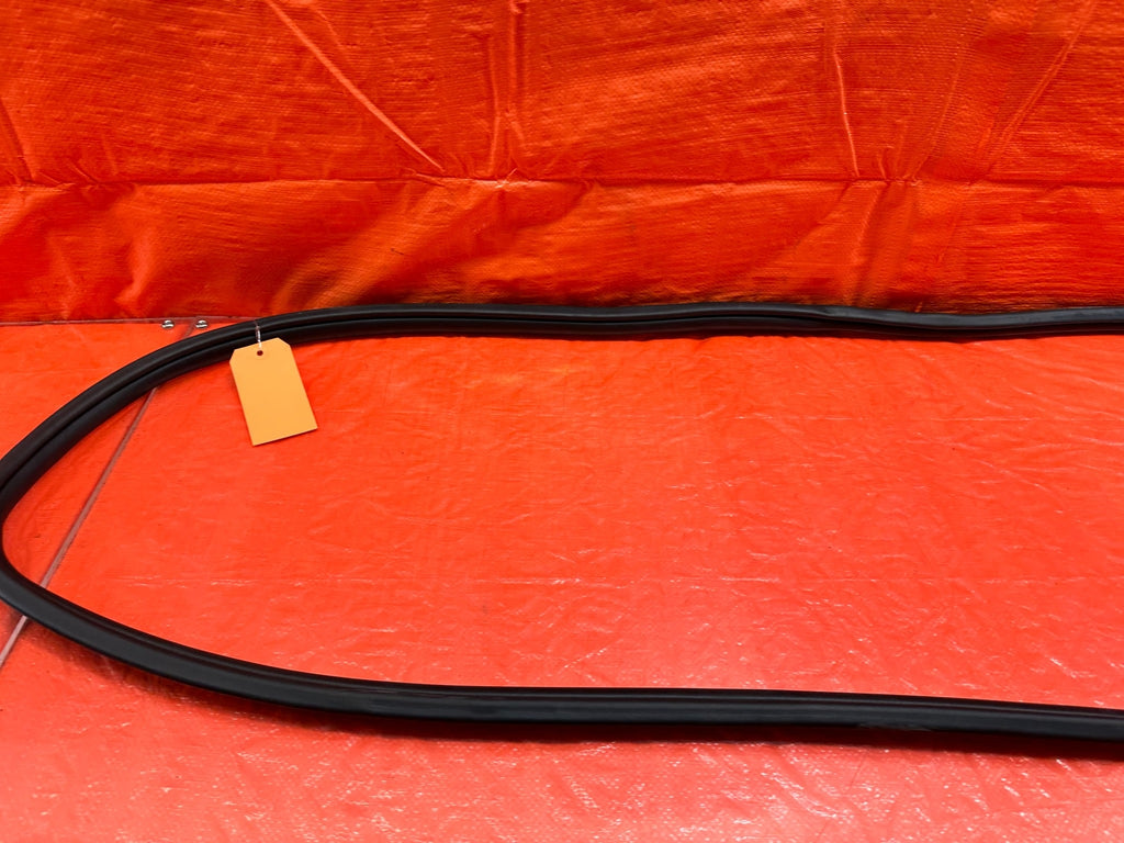 LANCER EVOLUTION X EVO 10 CHASSIS TO DOOR OPEN TRIM WEATHER STRIP RIGHT REAR 2175