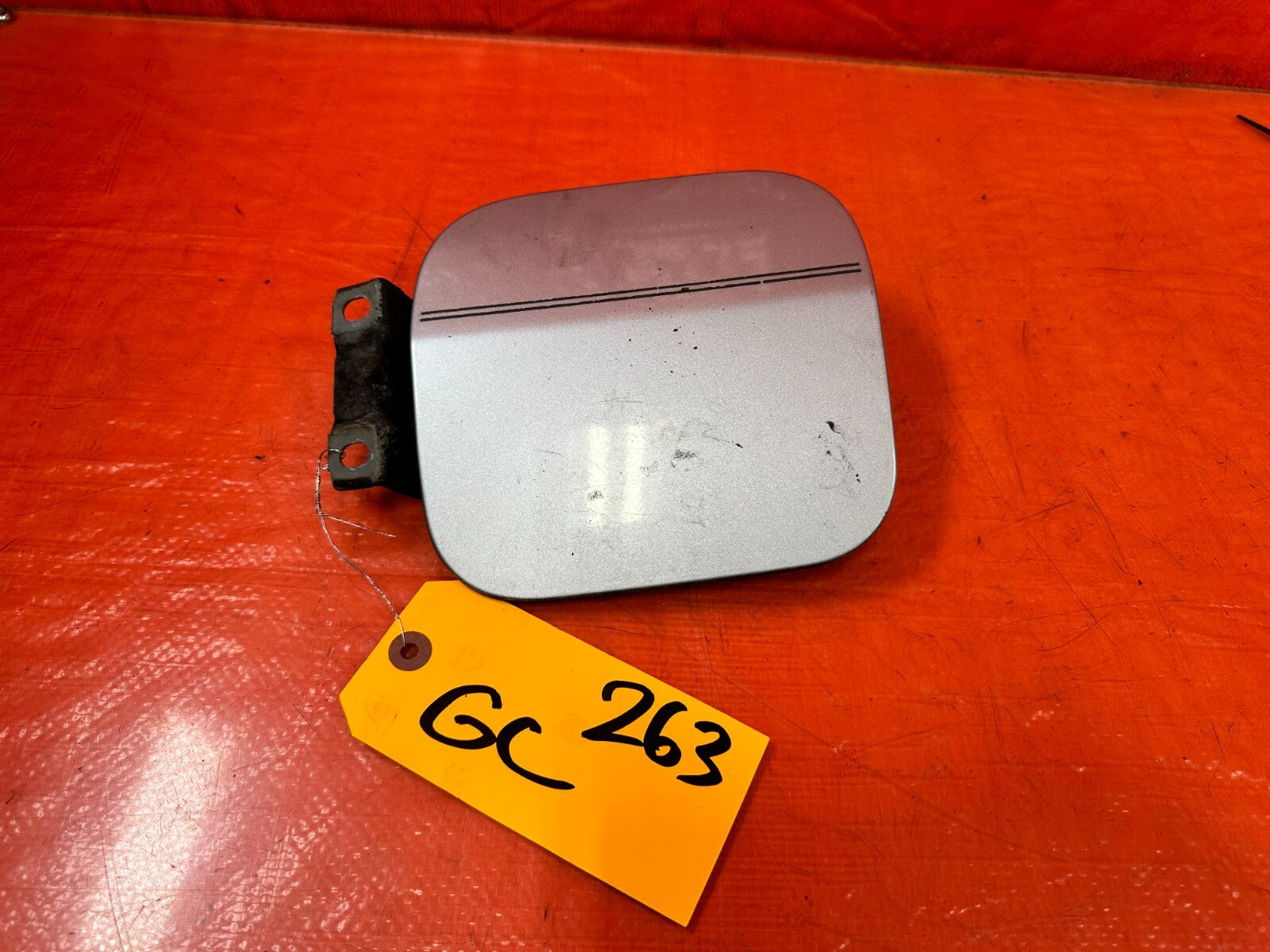 97 01 HONDA PRELUDE   FUEL LID / GAS CAP COVER COMBO   OEM FACTORY #2630