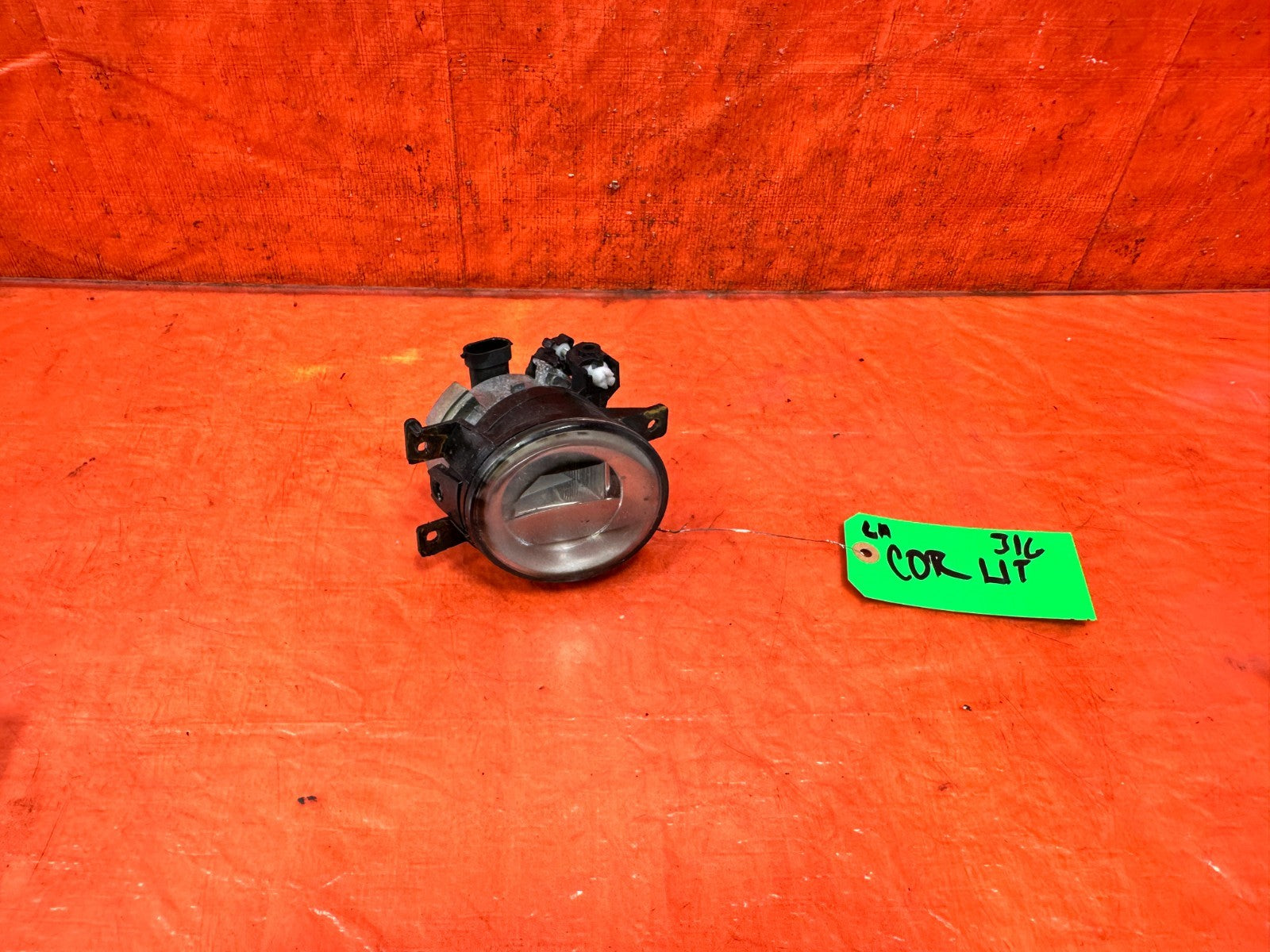 14 20 INFINITI Q50   DRIVER LEFT FOG LIGHT FOG LAMP   OEM FACOTRY OE #3160