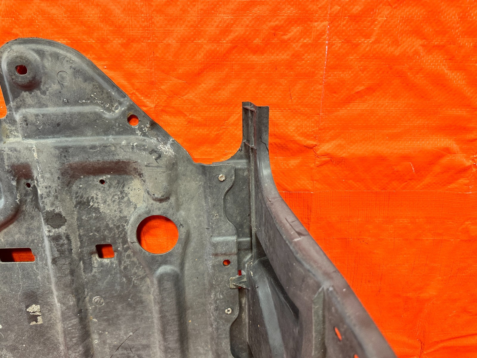 09 11 MAZDA RX8 RX 8   CENTER SPLASH SHIELD ENGINE COVER   F151 56110   OEM #30314