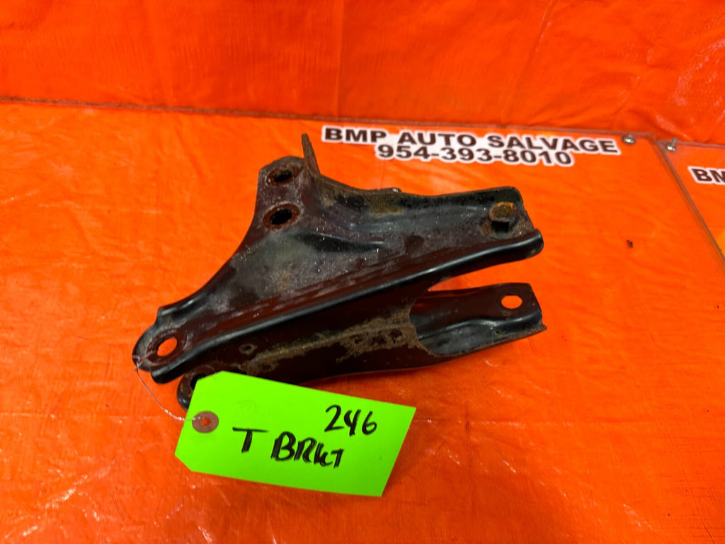 94 01 ACURA INTEGRA   AUTOMATIC   REAR TRANSMISSION BRACKET   OEM #2468