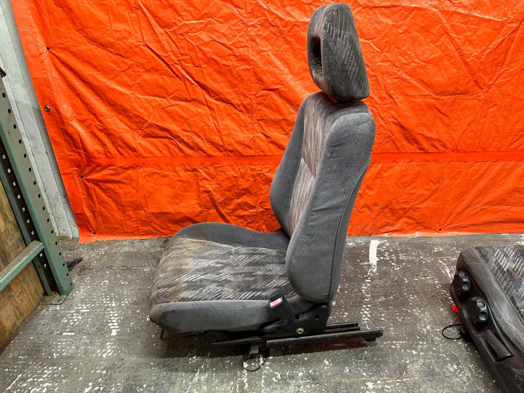 94 01 ACURA INTEGRA FRONT LEFT RIGHT CONFETTI SEATS OEM #33111