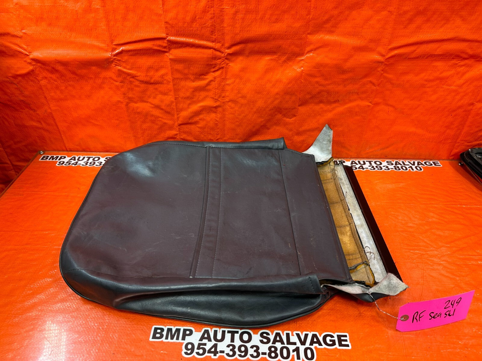 95 97 TOYOTA TACOMA   SPLIT BENCH MODEL   RIGHT FRONT UPPER SEAT COVER   OEM 24910