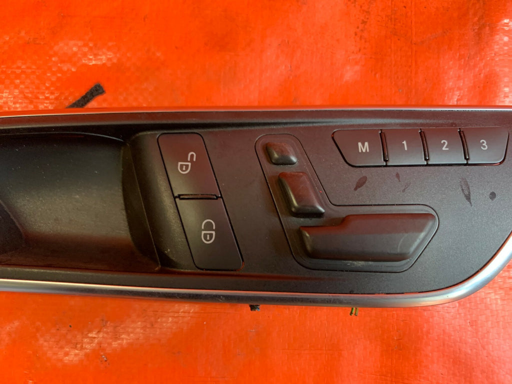 OEM 2014   2017 MERCEDES BENZ CLA 250   DRIVER LEFT FRONT DOOR SEAT ADJUST LOCK4