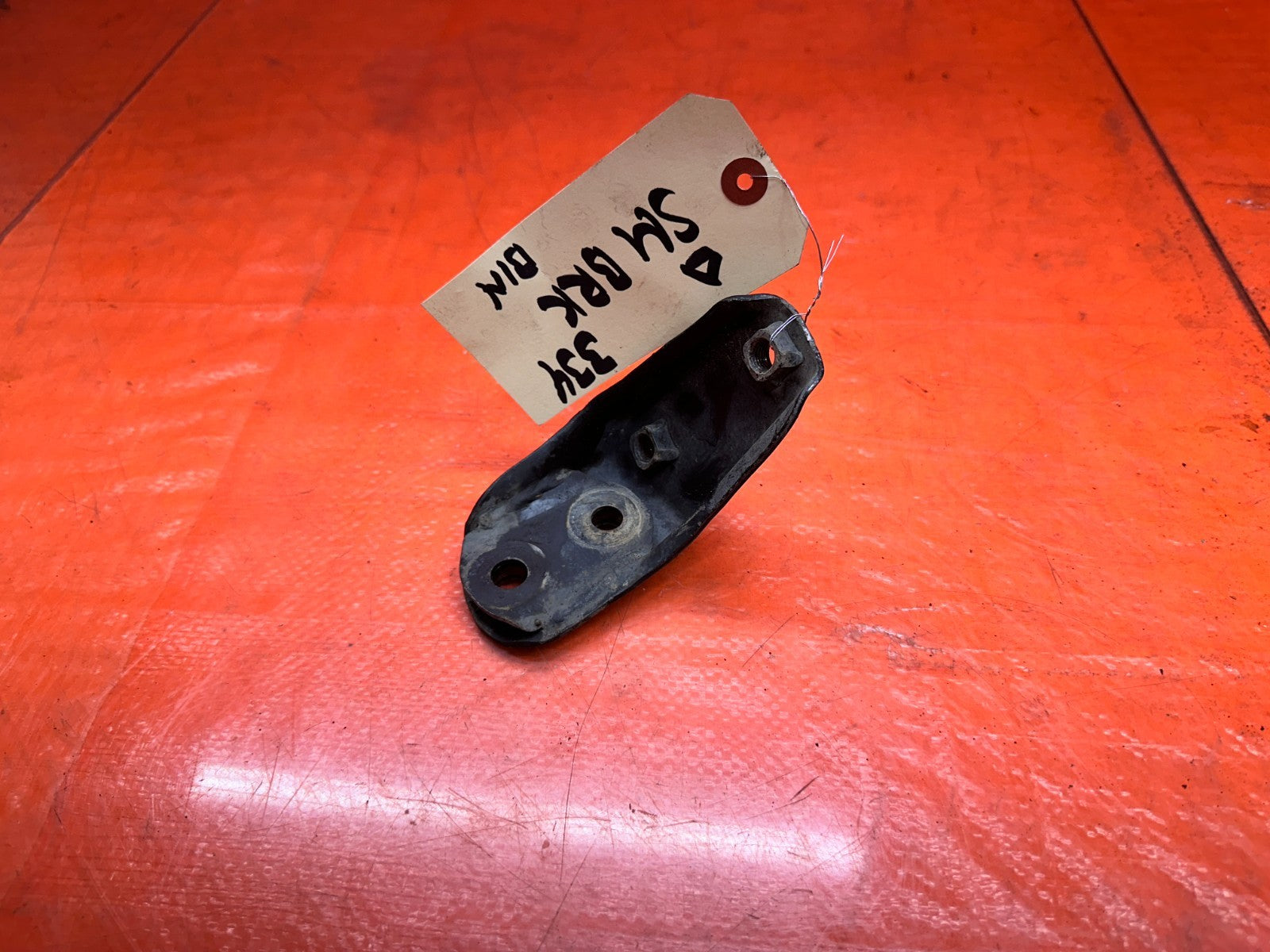 13 15 HONDA CIVIC SI 4D 2.4L REAR SWAY STABILIZER BAR MOUNTING BRACKET OEM #3344