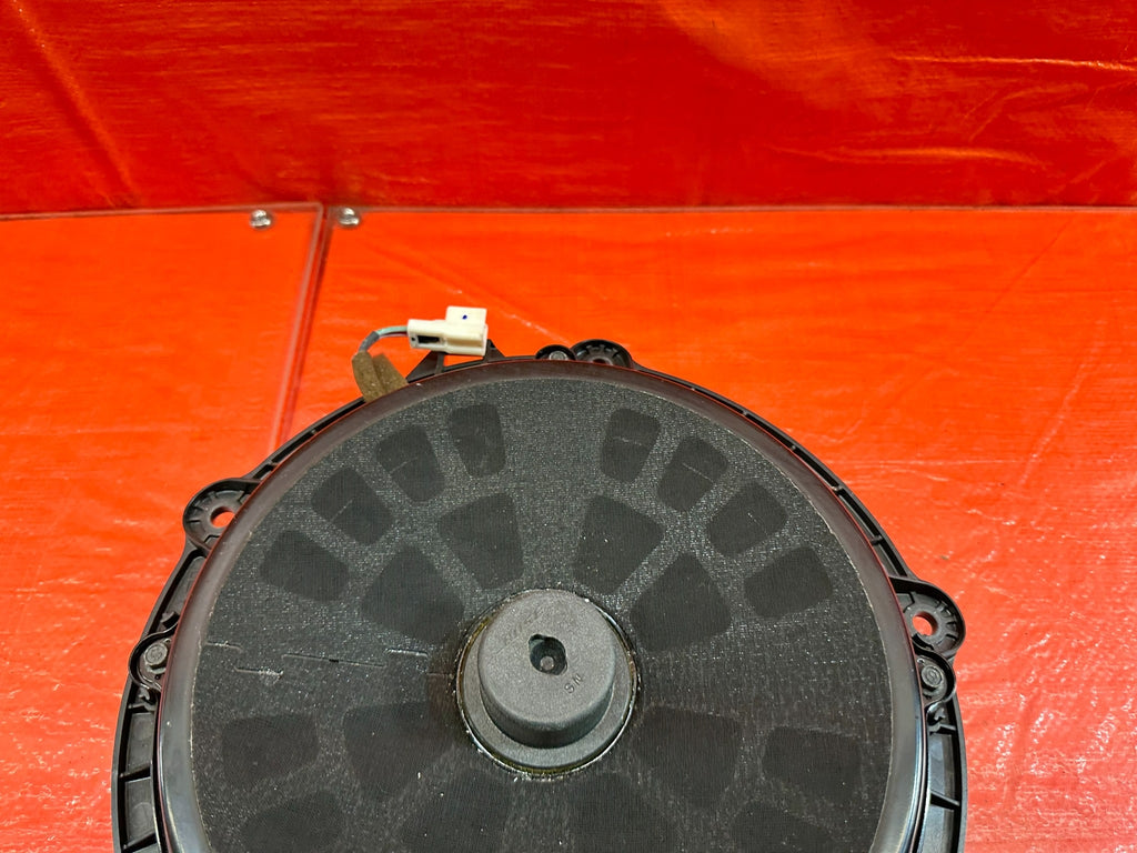 08 15 INFINITI G37 Q60 COUPE  PASSENGER RIGHT DOOR   BOSE SPEAKER   OEM #1906