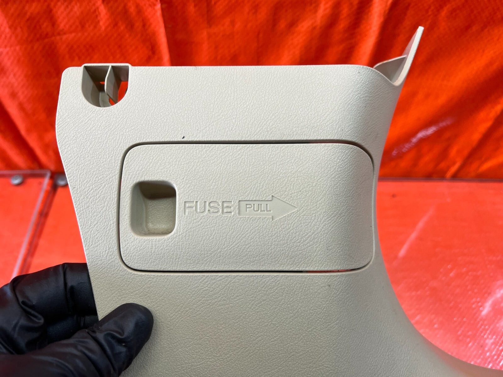 09 14 ACURA TSX   KICK PANEL   PASSENGER RIGHT SIDE   IVORY COLOR   OEM #1588