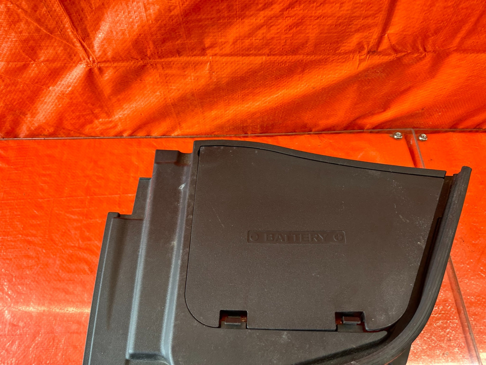 17 20 INFINITI Q60   BATTERY COVER PLASTIC TRIM SHROUD INNER & OUTER   OEM #2006