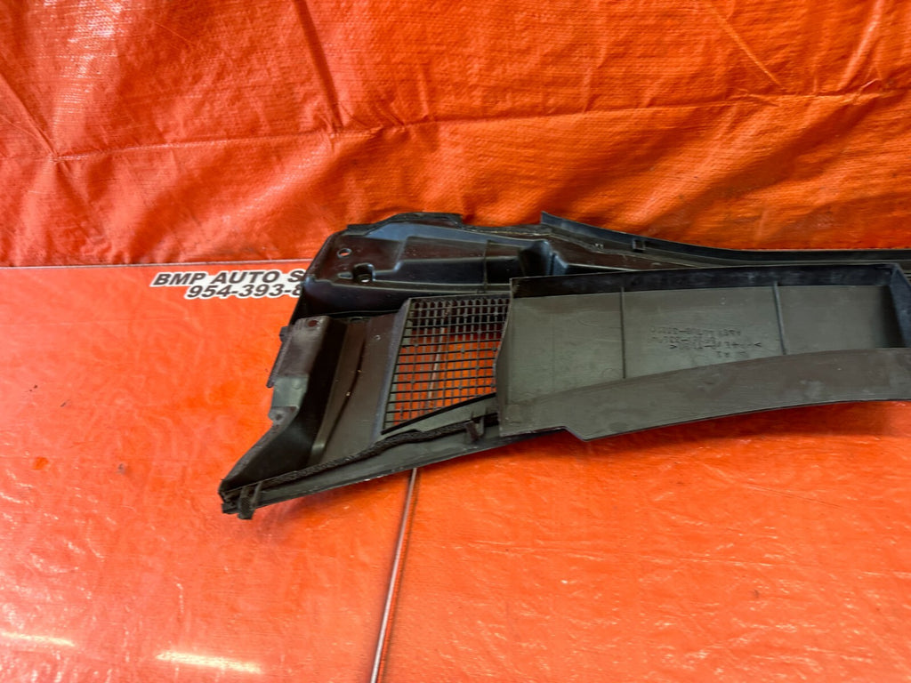 2009 09 LEXUS ES350   WINDSHIELD WIPER COWL TRIM PLASTIC   OEM FACTORY #24416