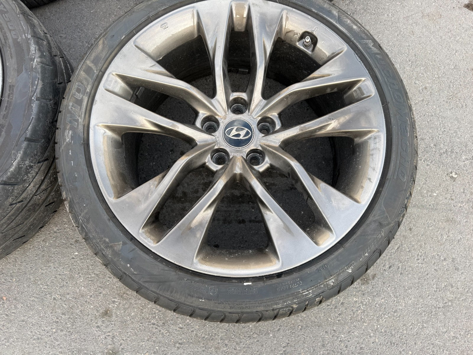 13 16 HYUNDAI GENESIS COUPE   19 INCH R SPEC WHEELS W TIRES   FRONT REAR OEM 2993