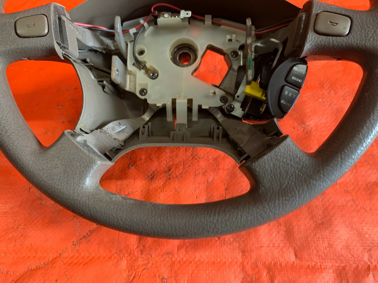95 97 ACURA INTEGRA STEERING WHEEL   TAN YR164L COLOR CODE   OEM FACTORY1