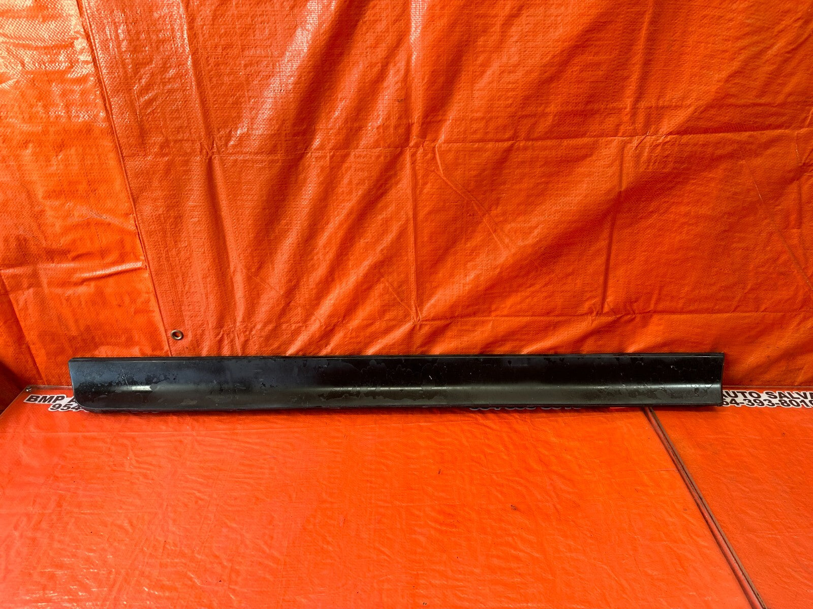 88 89 HONDA CRX   RIGHT   LOWER DOOR MOLDING TRIM INSERT LINER LINING OEM #2430