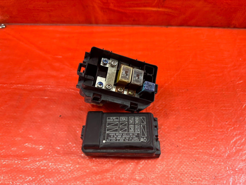 04 05 HONDA S2000   ELECTRICAL POWER STEERING SYSTEM EPS FUSE BOX   OEM #1970