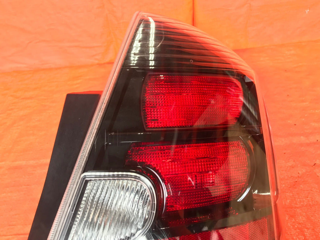 OEM 2010 2011 2012 NISSAN SENTRA SE R SPEC V PASSENGER RIGHT TAIL LIGHT LAMP3