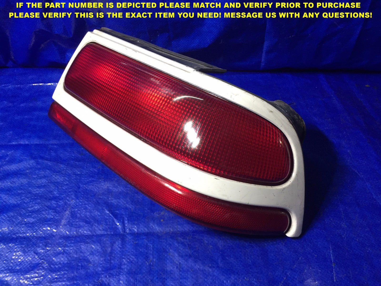OEM 1992 1993 1994 PLYMOUTH PASSENGER RIGHT TAIL LIGHT 92 93 94 WHITE3