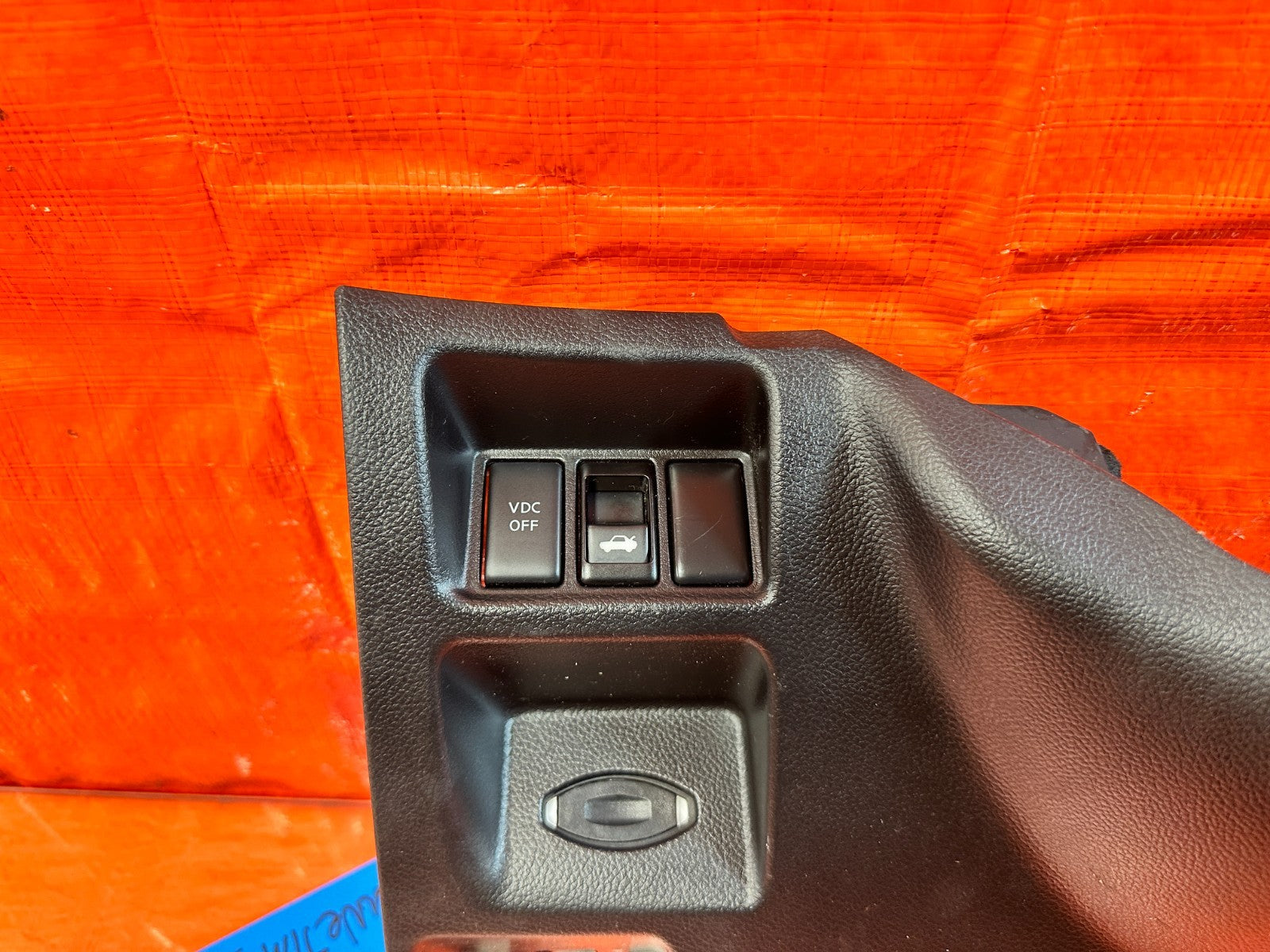 08 13 INFINITI G37 COUPE 2D   KNEE TRIM UNDER STEERING COLUMN LOWER COVER 3207