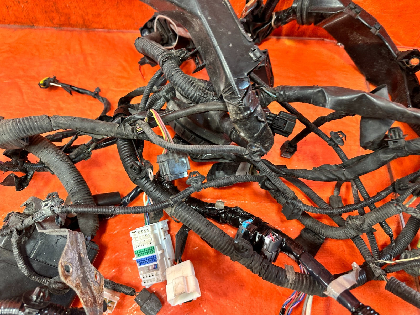 2016 INFINITI Q50   ENGINE BAY / UNDER HOOD WIRING HARNESS WIRE LOOM    OEM 31610
