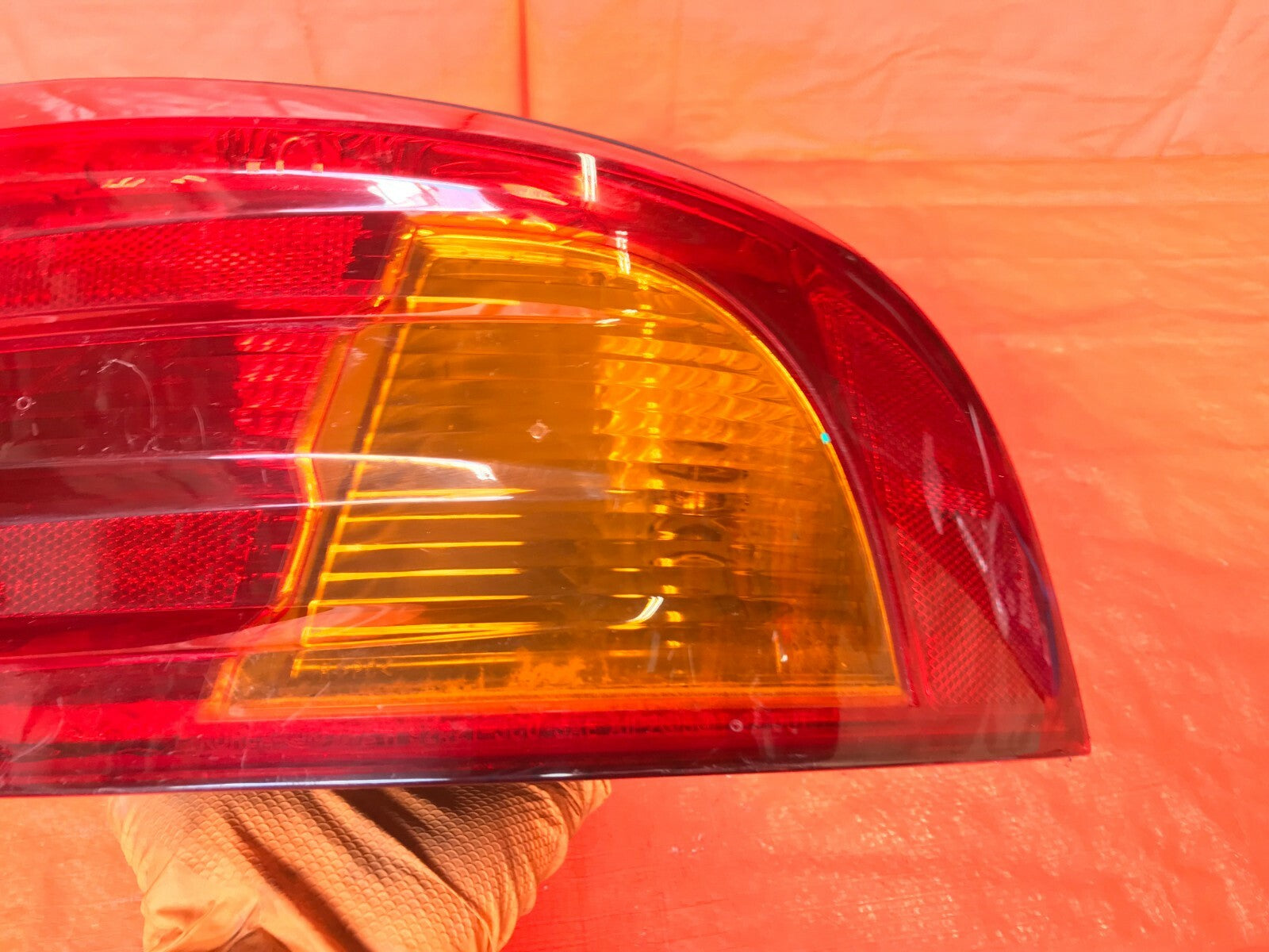 OEM 2001 2002 01 02 KIA OPTIMA PASSENGER RIGHT OUTER TAIL LIGHT LAMP 3
