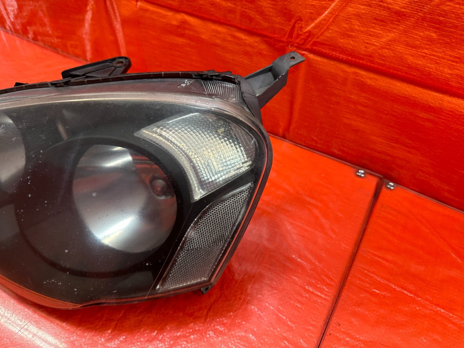 02 04 ACURA RSX   AFTERMARKET BRAND BLACK HOUSING HEADLIGHTS   LEFT & RIGHT #1835