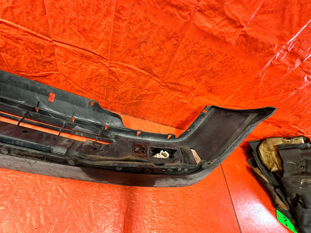 90 91 HONDA CIVIC HATCHBACK FRONT BUMPER COVER W/ RE BAR AND LIGHTS COMPLETE OM16