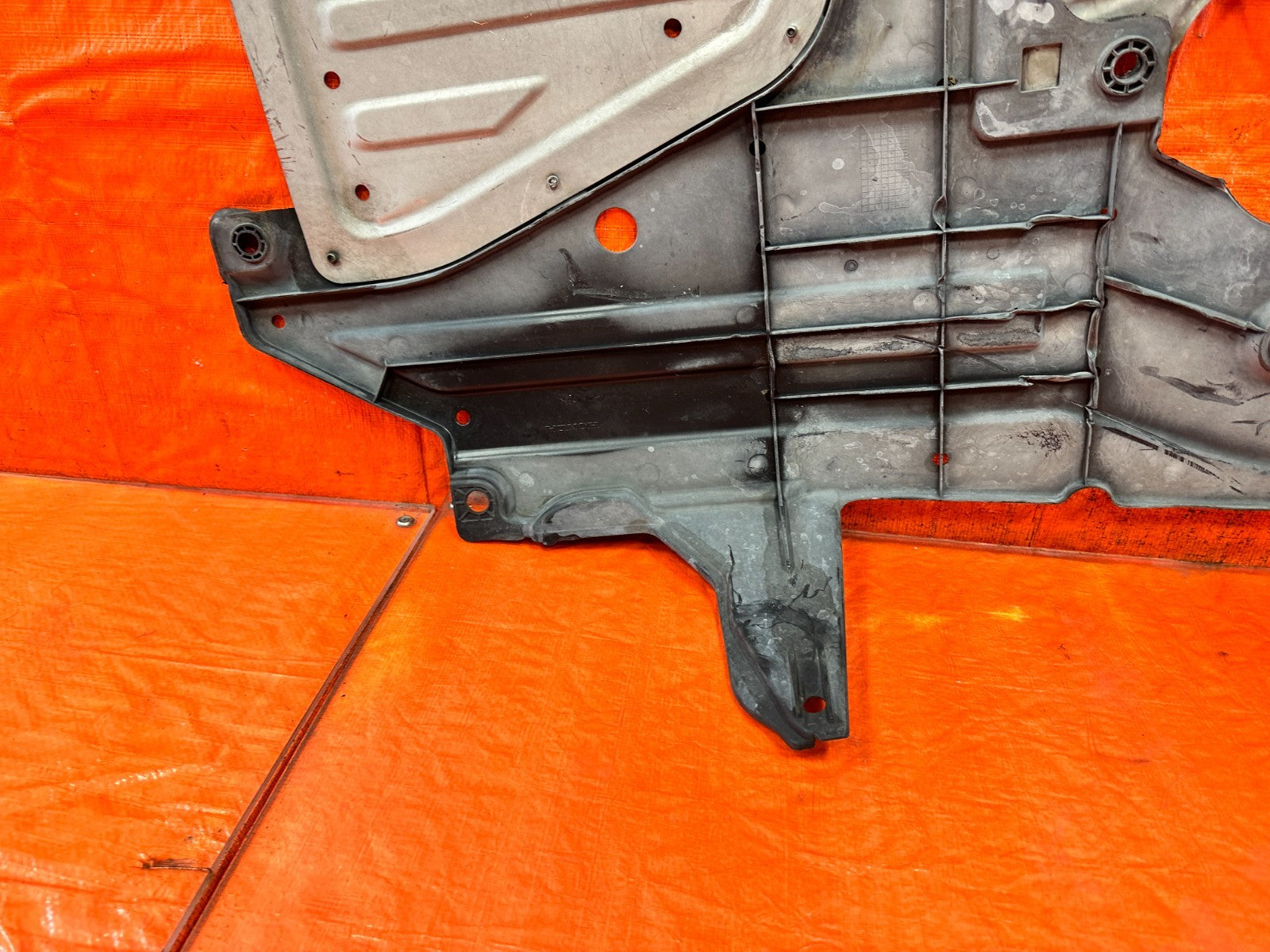 18 22 HONDA ACCORD 1.5L   UNDER BODY SPLASH SHIELD TRAY ENGINE COVER   OEM #32413