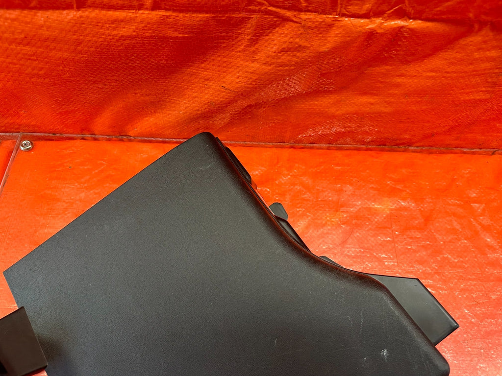 10 16 HYUNDAI GENESIS COUPE   KICK PANEL   PASSENGER RIGHT SIDE   BLACK OEM #2197