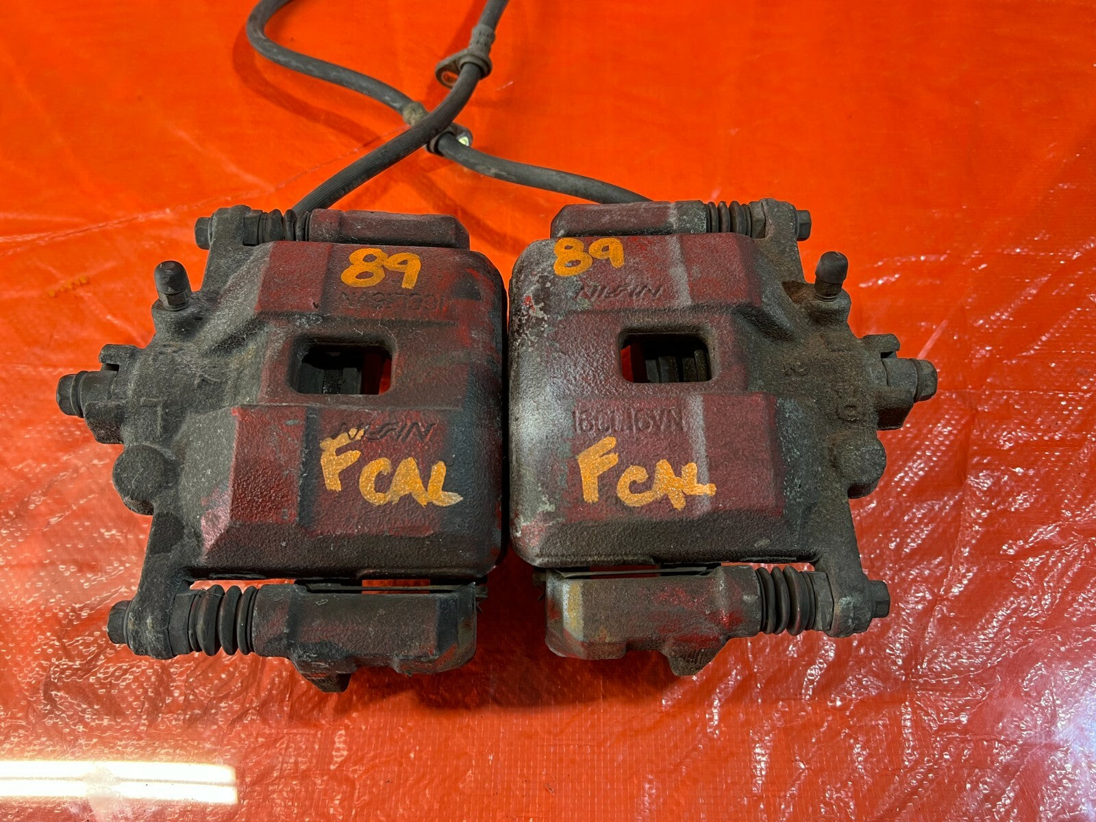 02 06 ACURA RSX TYPE S   FRONT BRAKE CALIPER SET CALIPERS LEFT AND RIGHT OEM #894