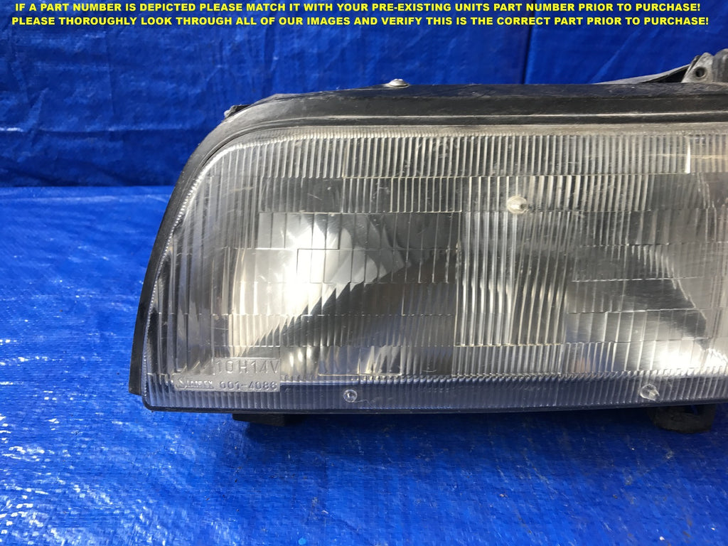 OEM 1989 1990 1991 1992 1992 1994 MAZDA MP5 DRIVER LEFT HEADLIGHT BRKN TAB HL22