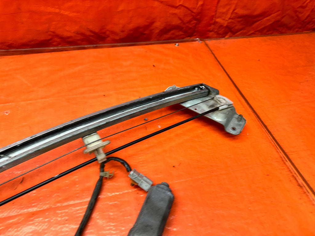 94-01 ACURA INTEGRA 4D 1.8L LEFT FRONT DRIVER WINDOW REGULATOR MOTOR OEM #34115