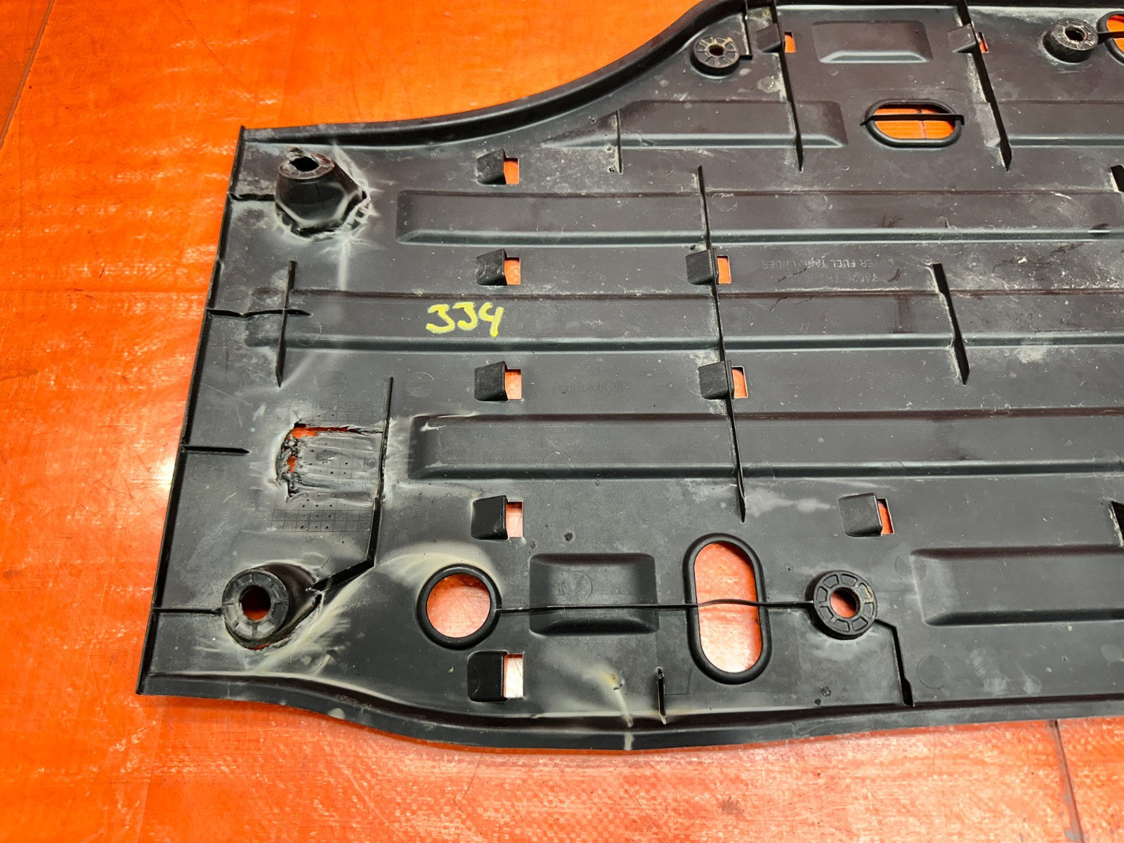 13 15 CIVIC SI 2.4L   74626 TR2 A000 FUEL TANK TRIM   OEM #3346