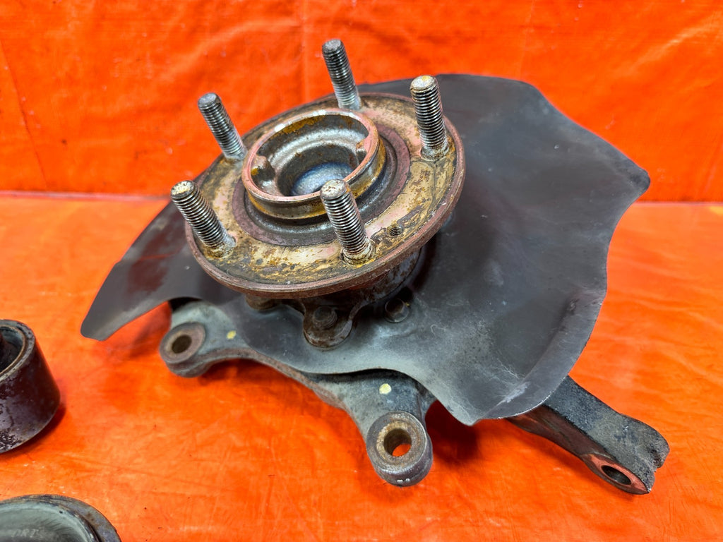 13 16 HYUNDAI GENESIS COUPE   DRIVER LEFT FRONT SPINDLE KNUCKLE AND ALL ARMS OEM2