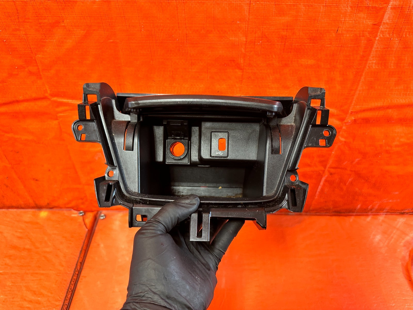18 22 HONDA ACCORD   CENTER CONSOLE UNDER DASHBOARD DASH STORAGE COMPATRMENT 3247