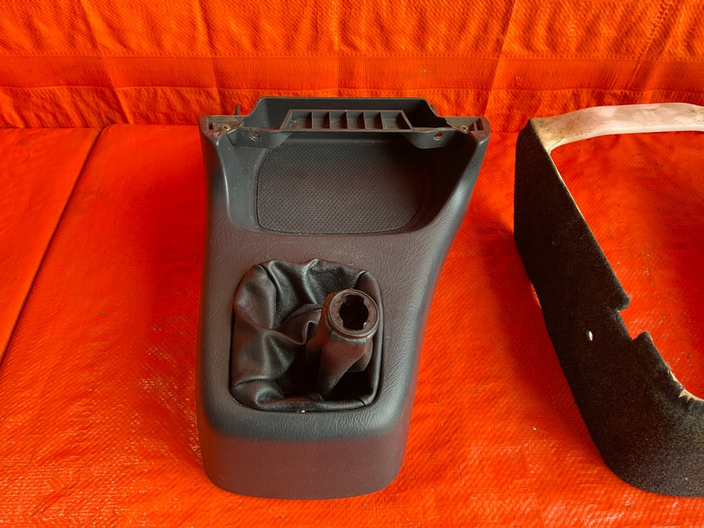 99 01 HONDA CR V CRV 5 SPEED MANUAL STICK SHIFT CENTER SHIFTER CONSOLE OEM #672