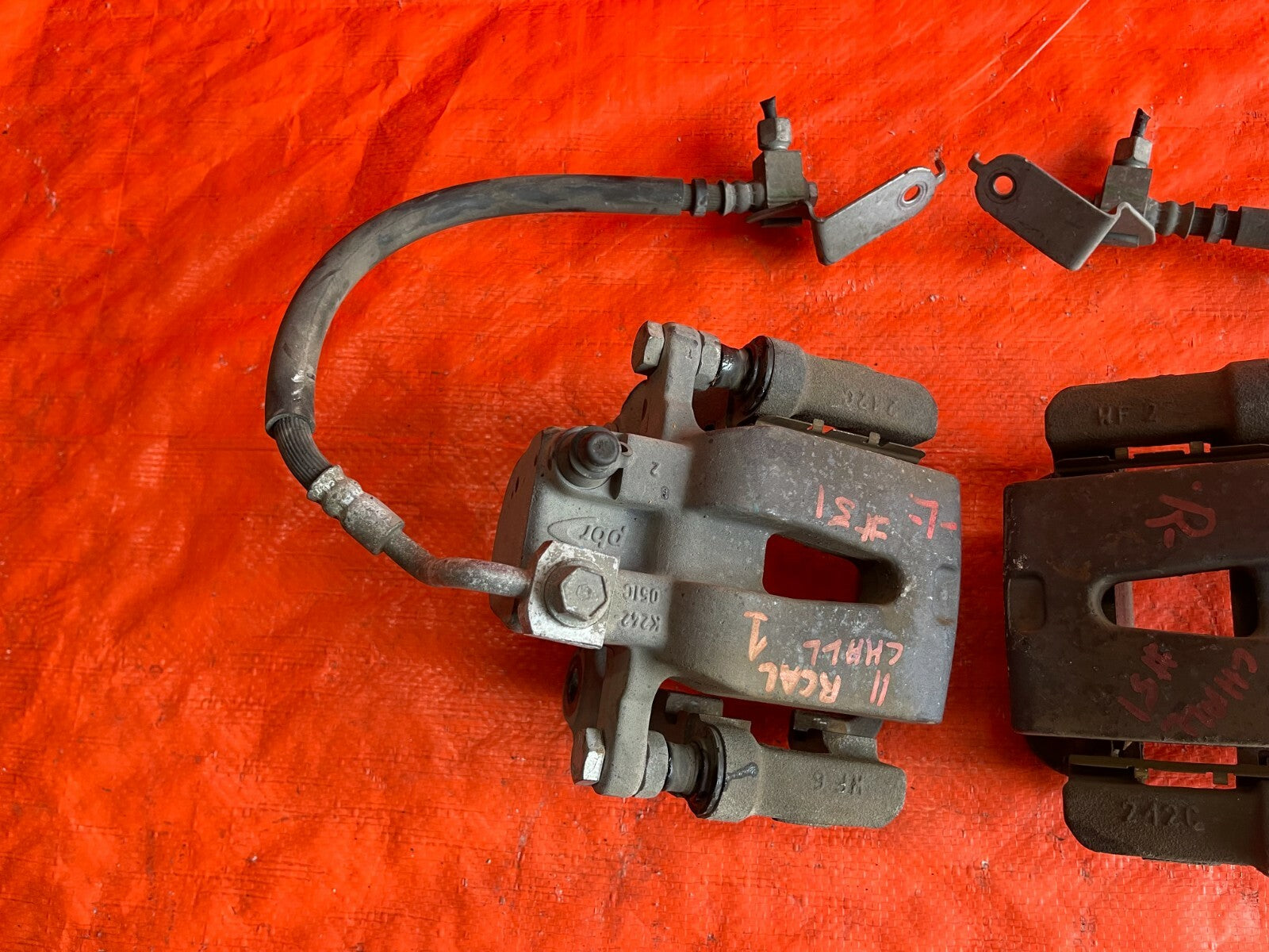 09 18 DODGE CHALLENGER   5.7L R/T   REAR   RWD   BRAKE CALIPER SET   LEFT RIGHT 6