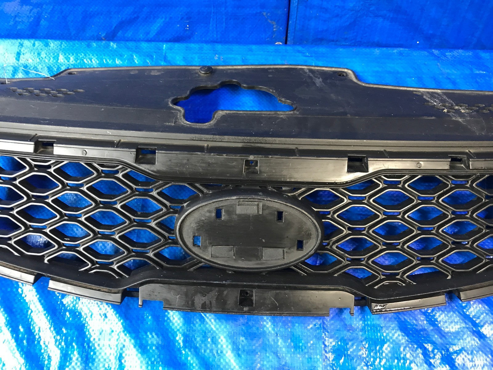 OEM 2010 2011 10 11 KIA RIO FRONT GRILLE 86360 1G6002