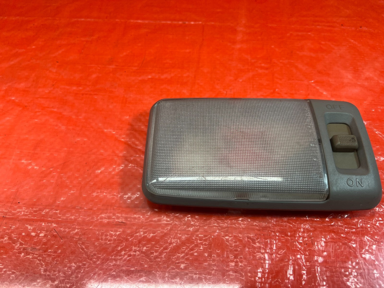 94 01 ACURA INTEGRA SEDAN   REAR   DOME MAP READING LIGHT LAMP   GRAY   OEM #1785