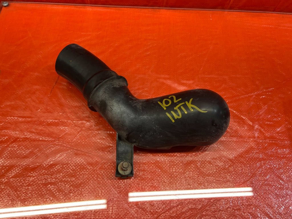 96 01 INTEGRA   GS LS RS GS R   B18B1 B18C1   AIR INTAKE TUBE B OEM FACTORY #1020