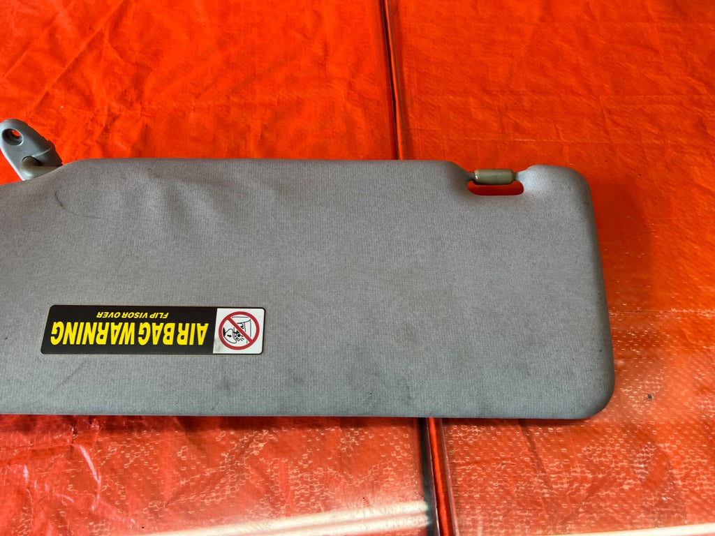 02 06 ACURA RSX   SUN VISOR   PASSENGER RIGHT SIDE   GRAY COLOR   OEM #1285