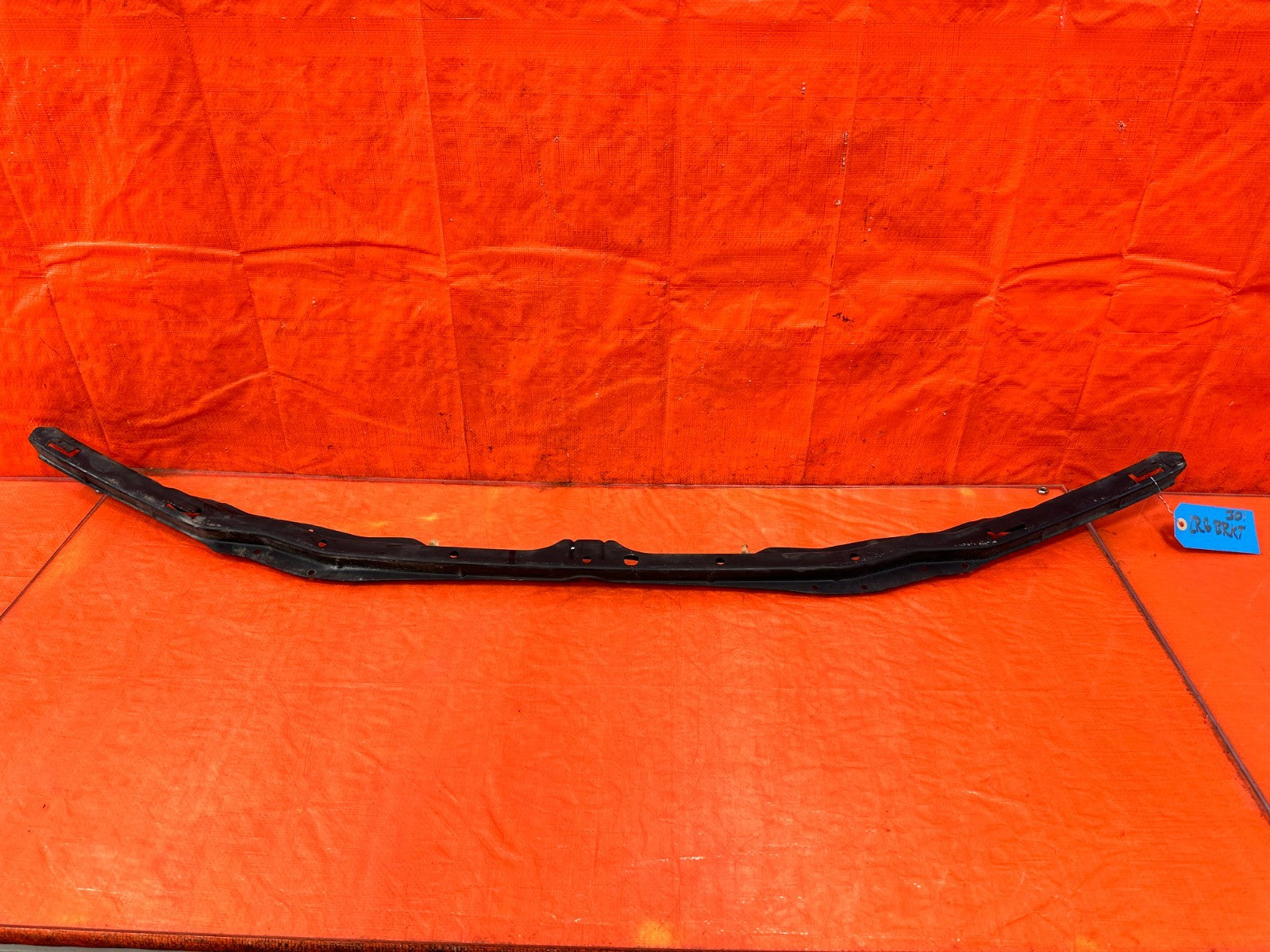 97 01 HONDA CR V CRV   BUMPER BRACKET FRONT UPPER BEAM   OEM FACTORY #3010