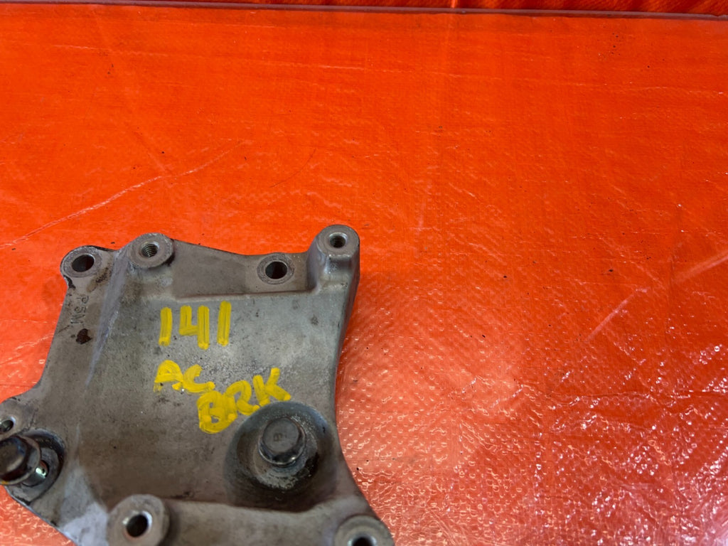 97 01 HONDA PRELUDE BASE & SH   H22A4 HVAC AC MOUNTING BRACKET OEM FACTORY 1413