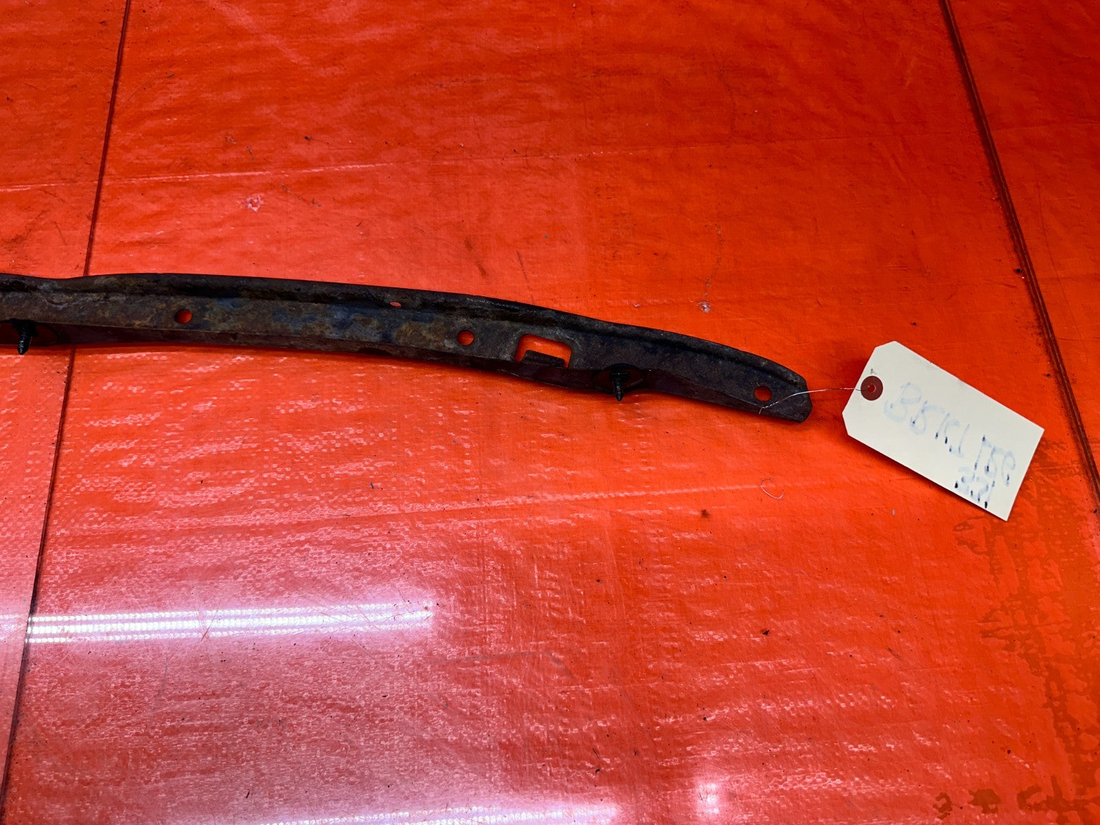 94 01 ACURA INTEGRA REAR BUMPER COVER MOUNTING SUPPORT BRACKET OEM #3319