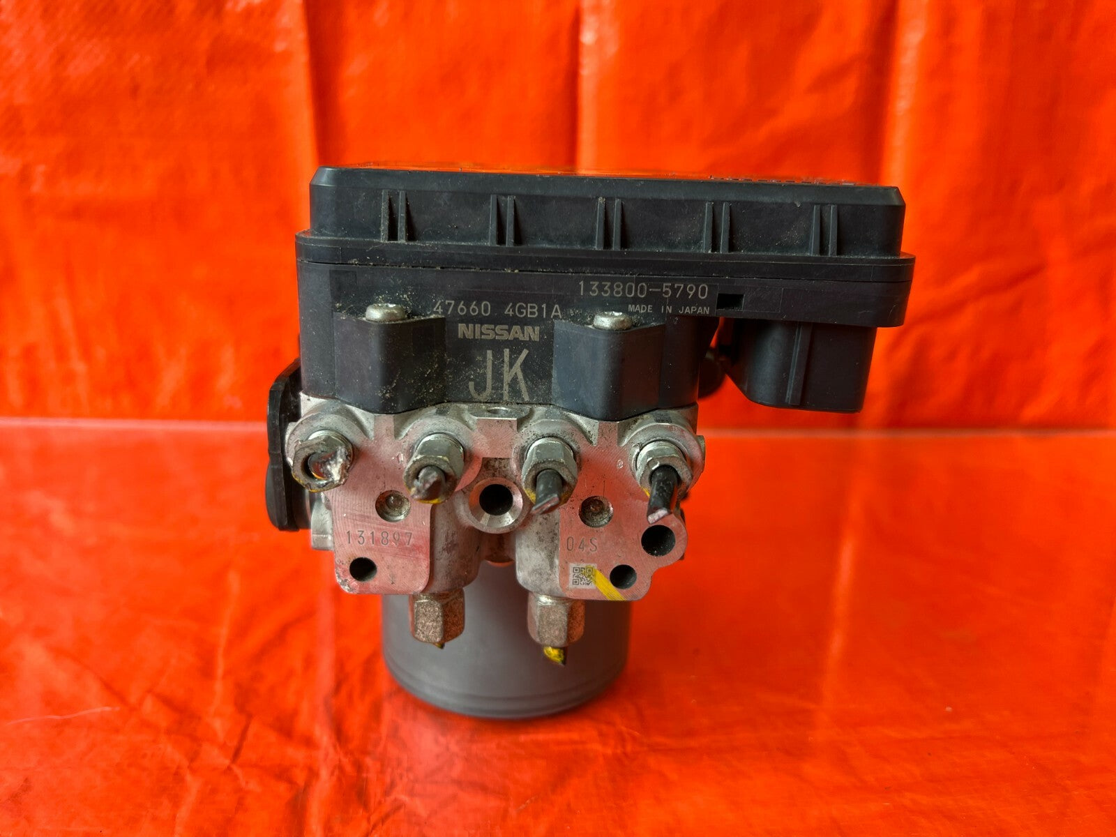 14 15 INFINITI Q50   NON ECO PEDAL   NON PRE CRASH   ABS PUMP MODULE   OEM #1054