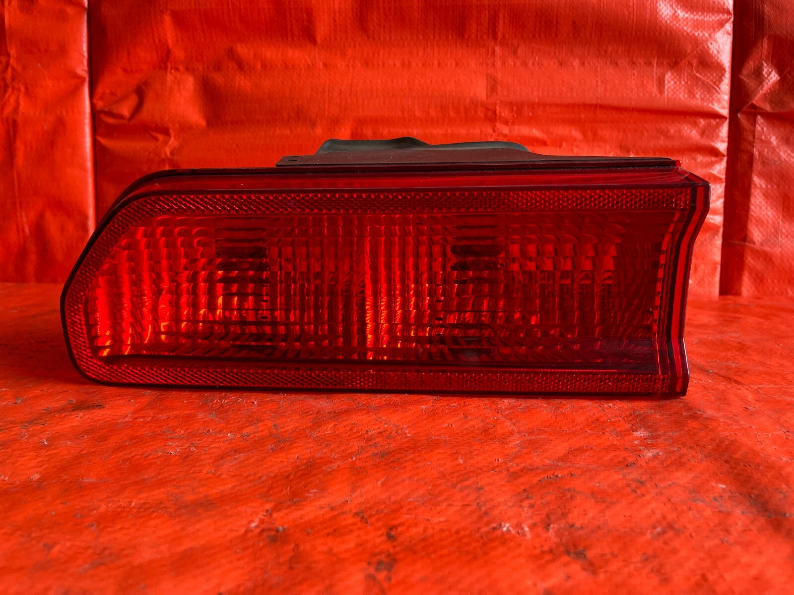 08 14 DODGE CHALLENGER   DRIVER LEFT OUTER QUARTER PANEL   TAIL LIGHT LAMP   OEM0
