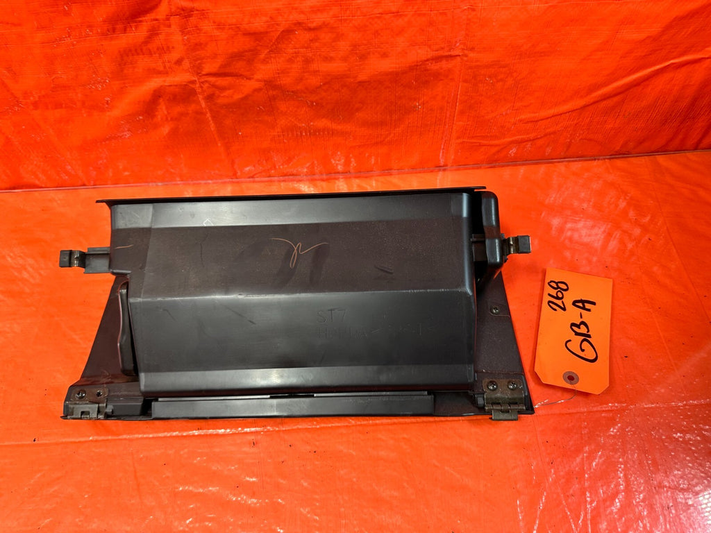 94 01 ACURA INTEGRA 2 & 4 DOOR   GLOVE BOX   BLACK   COLOR   OEM #2687