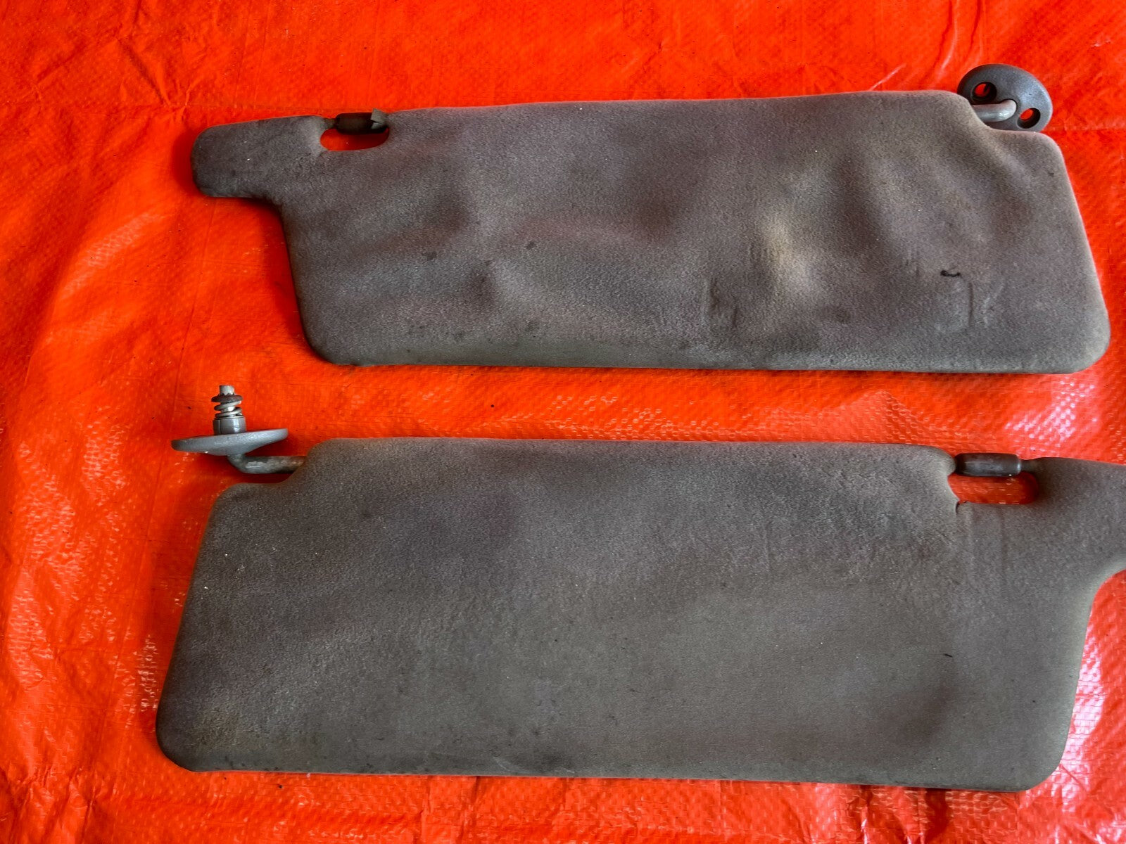 89 91 HONDA CRX   DX & HF MODEL ONLY   SUN VISOR SET VISORS LEFT RIGHT   OEM #6110