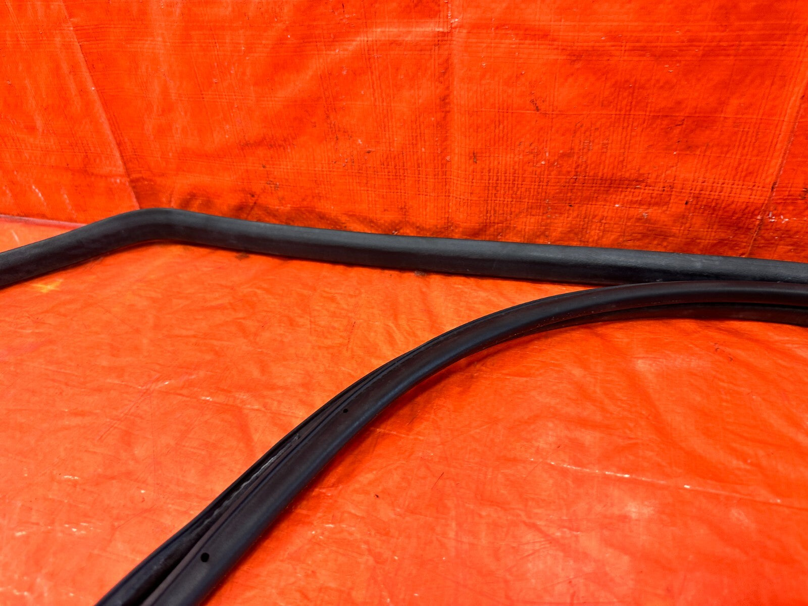 13 20 SUBARU BRZ   CHASSIS TO DOOR OPEN TRIM RUBBER STRIP LEFT FRONT OEM #2925