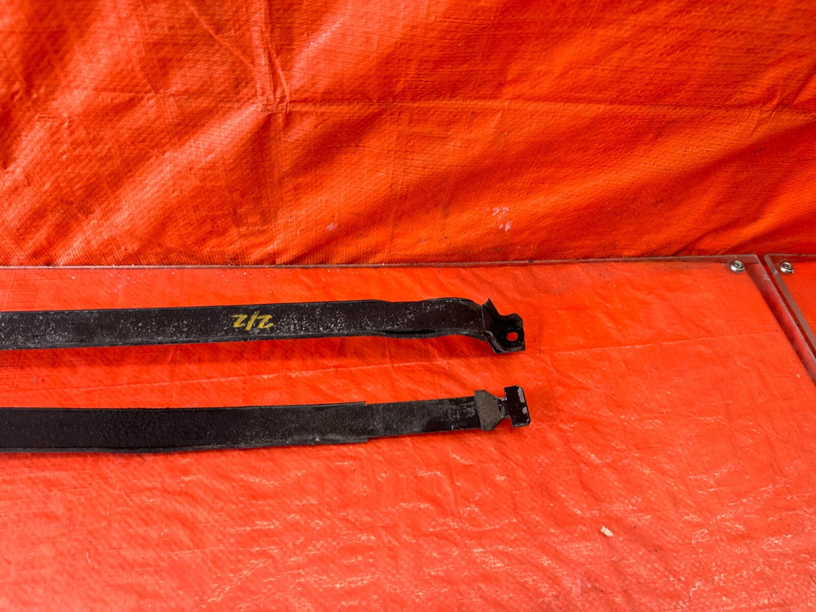 88 91 HONDA CRX   GASOLINE GAS FUEL TANK STRAP SET STRAPS SUPPORTS   OEM #2432