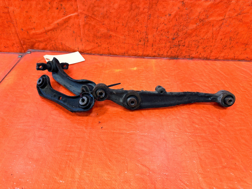 90 91 HONDA CIVIC HATCHBACK   DRIVER LEFT REAR LOWER UPPER CONTROL ARM OEM 3259