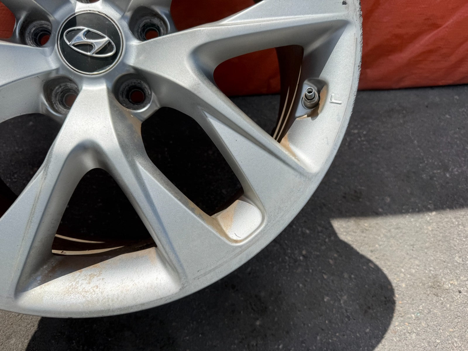 13 16 HYUNDAI GENESIS COUPE  REAR WHEEL RIM 18x8.5 +32   OEM FACTORY #3264