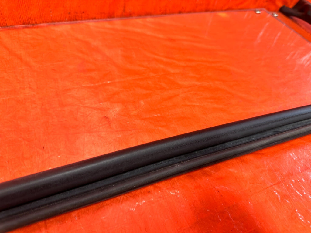 13 16 SCION FRS RIGHT WINDOW GLASS RUN CHANNEL UPPER WEATHER STRIP OEM 2935